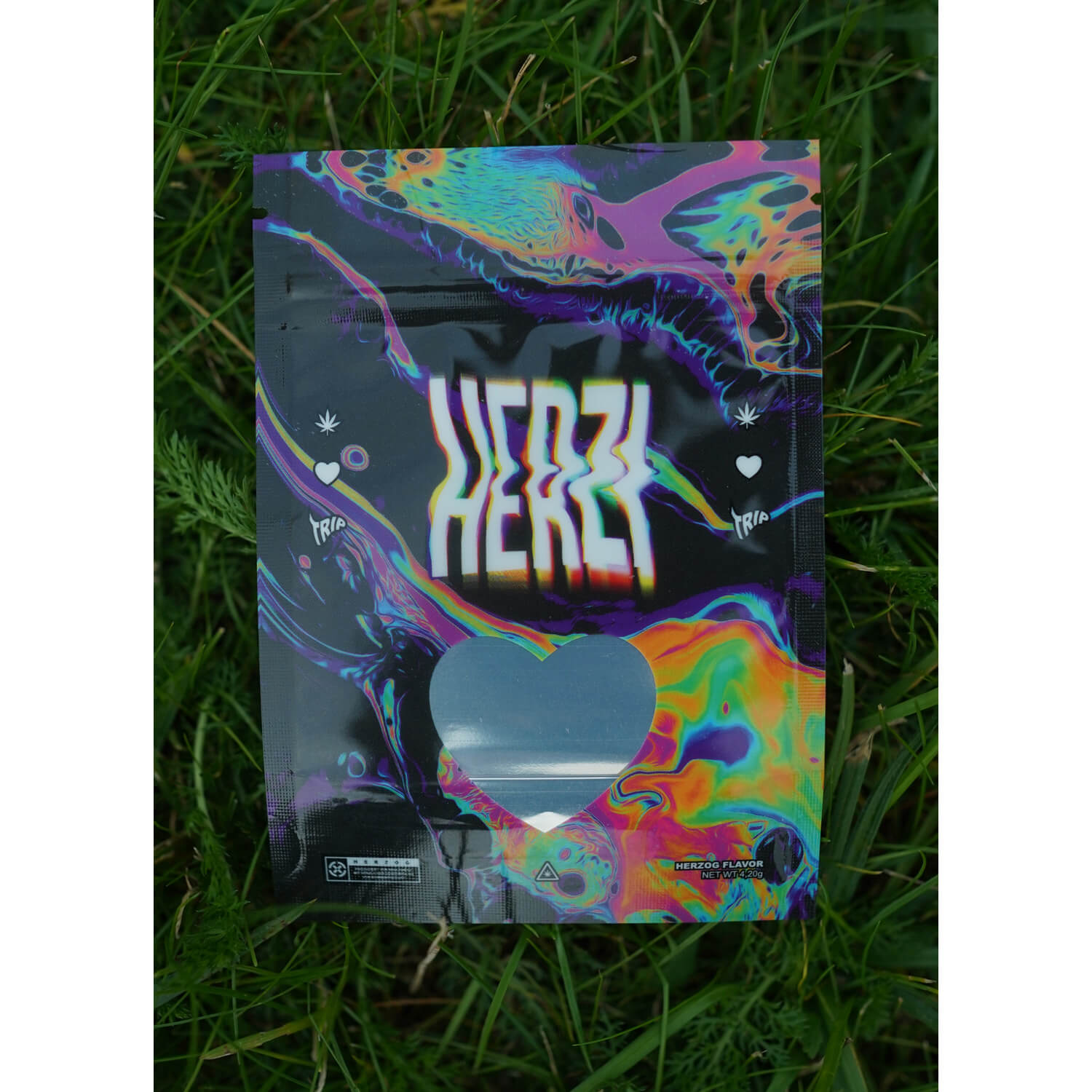 herzog_herzi_mylar_small_01