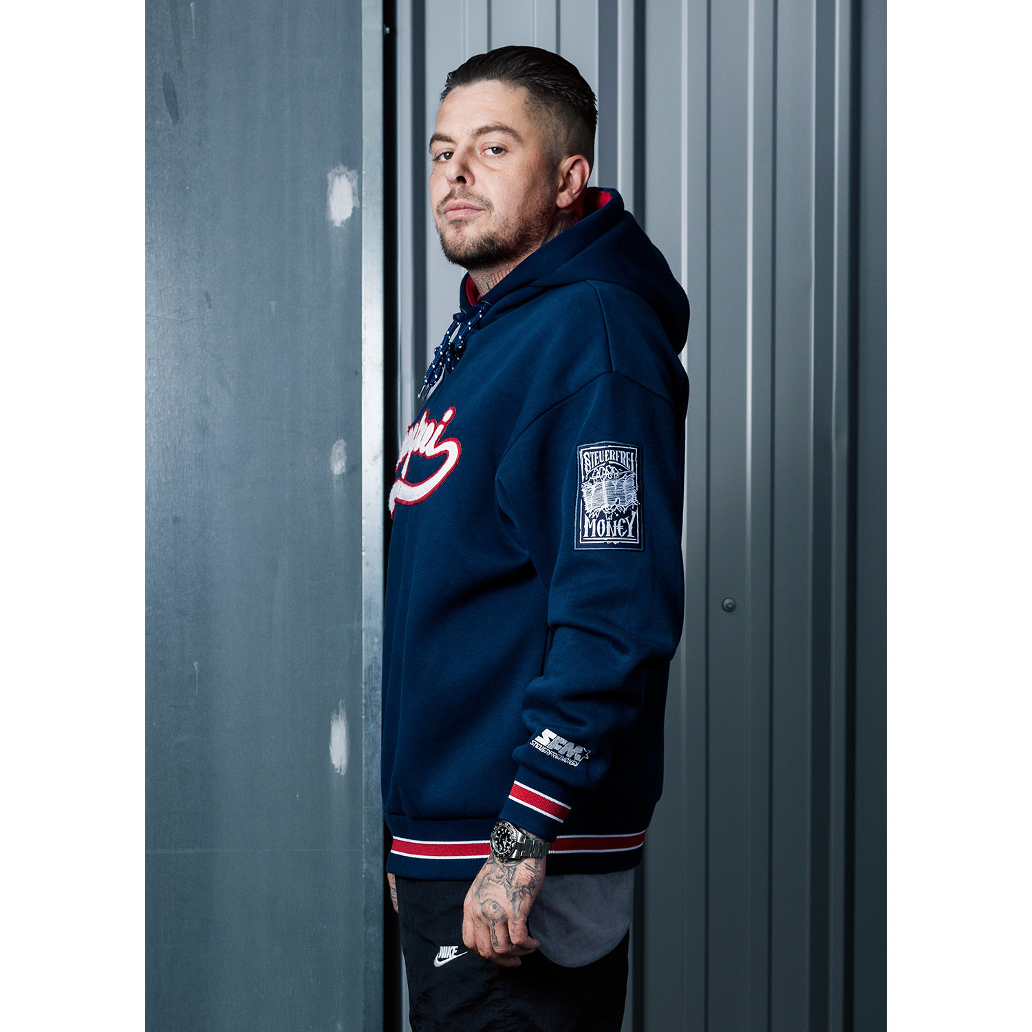 steuerfreimoney_90s_hoodie_navy_08