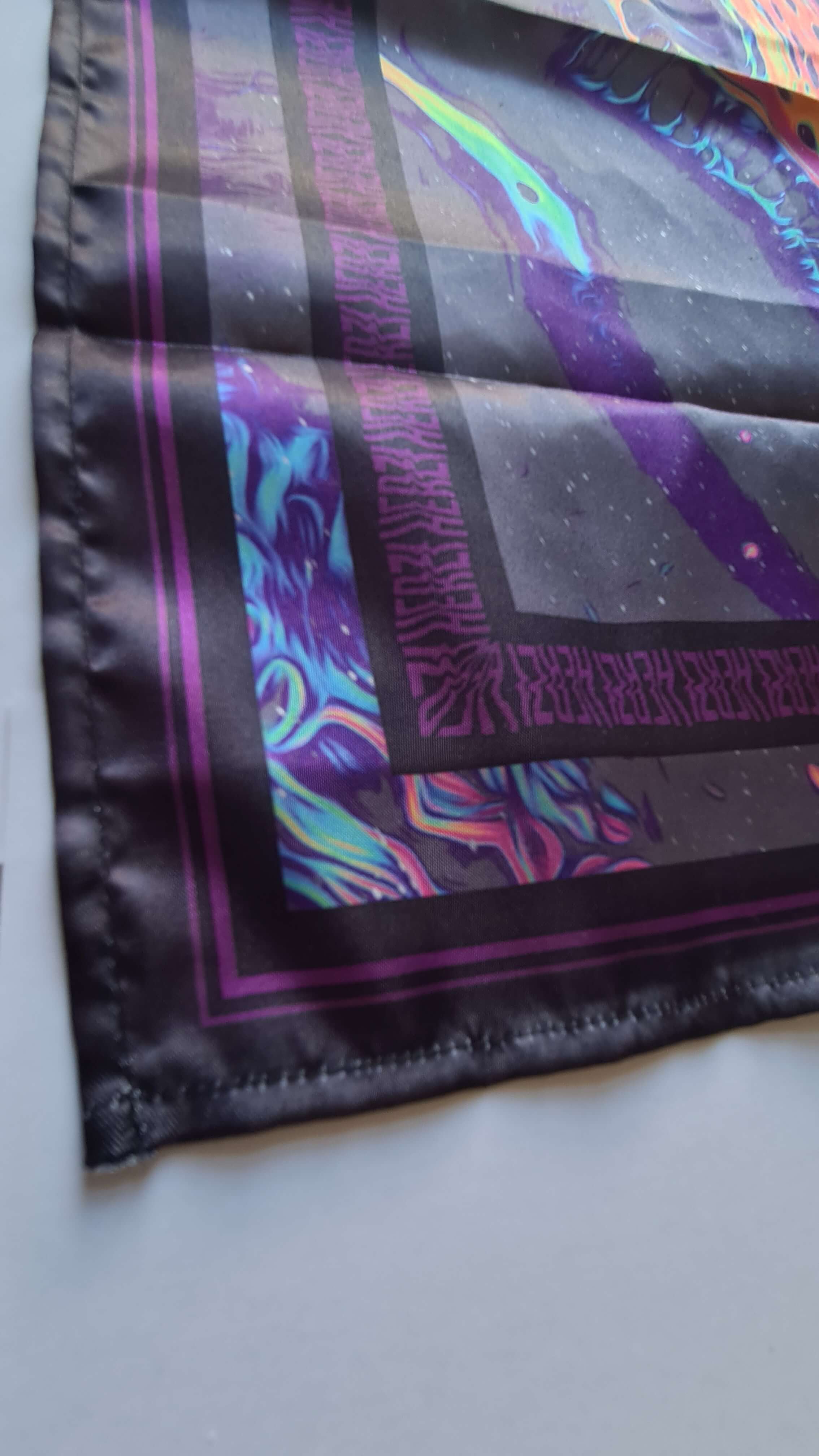 herzog_herzi_bandana_detail