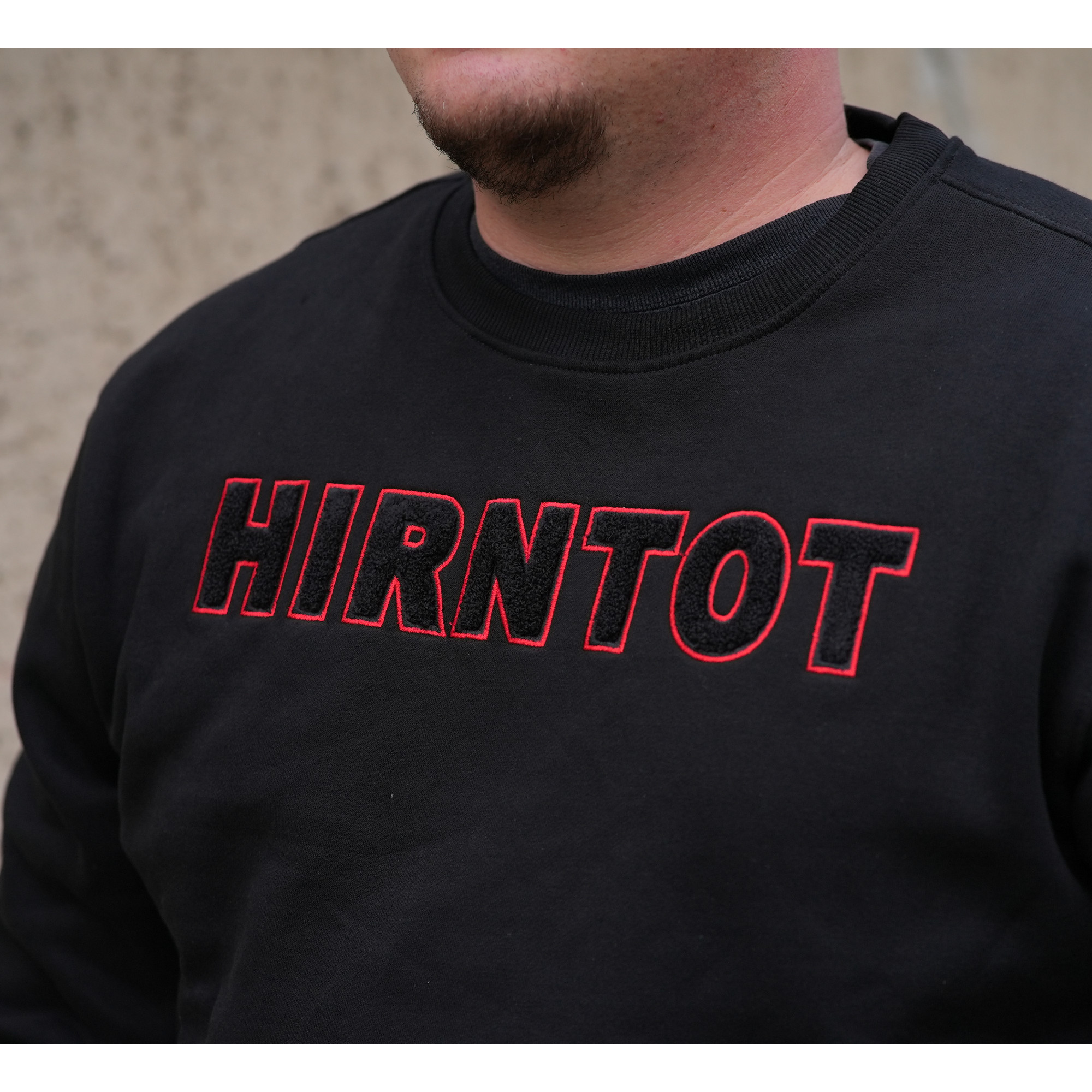 hirntot_records_frottee_sweater-shoot_detail