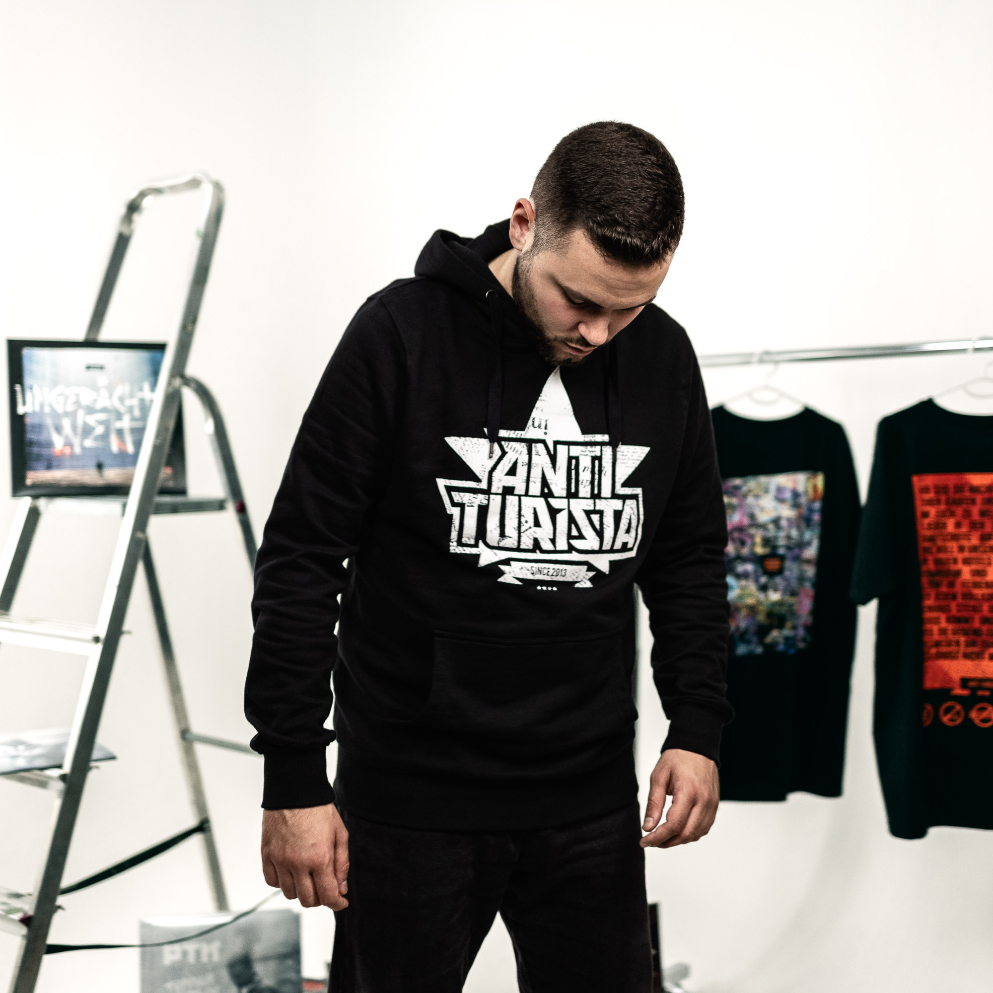 PTK_Hoody-Anti-Turista-Jubilaeum-1 ANTI TURISTA Jubiläum Hoody